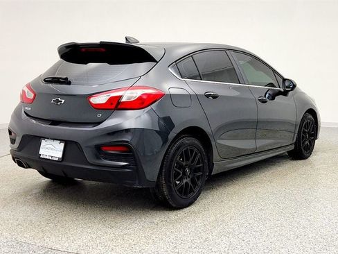 Used 2018 Chevrolet Cruze LT w/ Convenience Package image 5