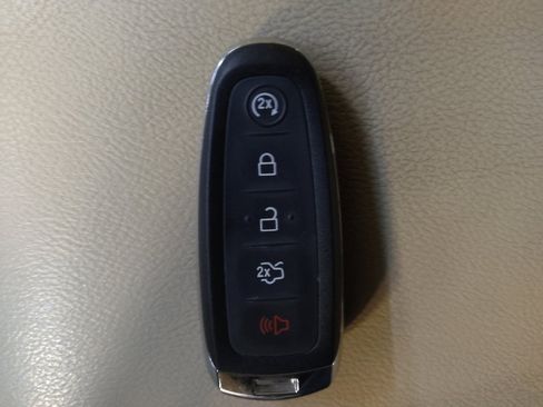 Used 2014 Ford Flex Limited w/ Equipment Group 301A FWD image 32