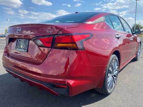 New 2025 Nissan Altima 2.5 SV image 6