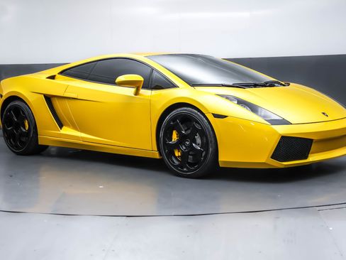 Used 2004 Lamborghini Gallardo AWD/4WD image 4