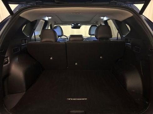 Used 2022 Hyundai Tucson Limited image 9