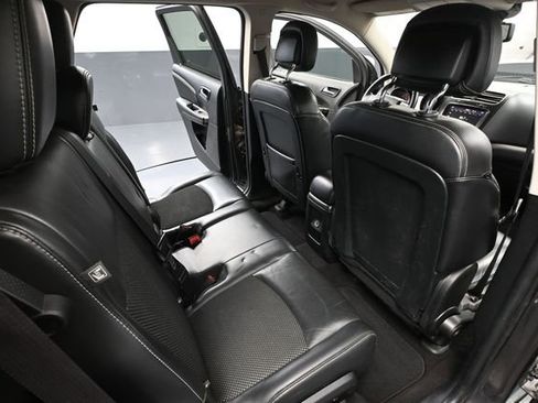 Used 2017 Dodge Journey Crossroad AWD/4WD image 43