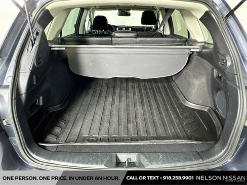 Used 2017 Subaru Outback 2.5i Limited w/ Popular Package #5 AWD/4WD image 27