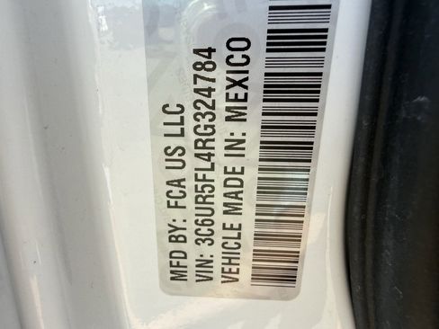 Used 2024 RAM 2500 Laramie image 34