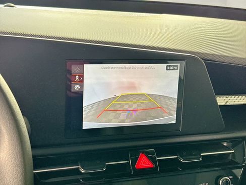 New 2026 Kia Niro LX image 16