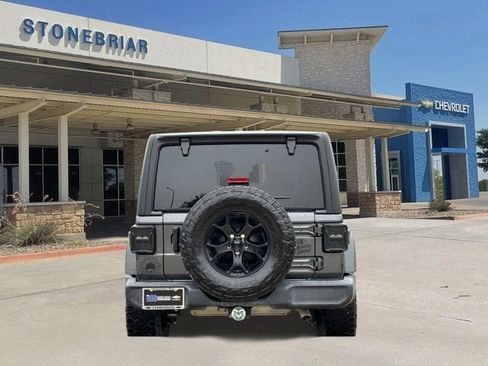 Used 2022 Jeep Wrangler Unlimited Sport AWD/4WD image 6