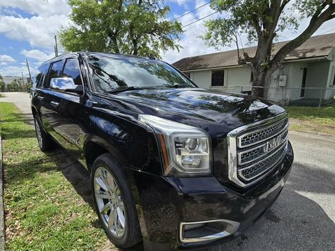 Used 2018 GMC Yukon XL SLT image 7