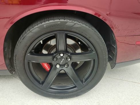 Used 2020 Dodge Challenger SRT Hellcat w/ Plus Package image 28