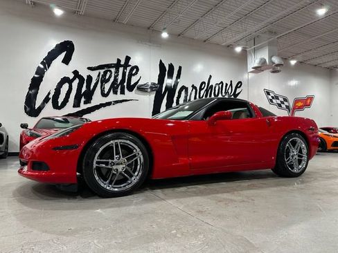 Used 2008 Chevrolet Corvette Coupe w/ Preferred Equipment Group RWD image 1