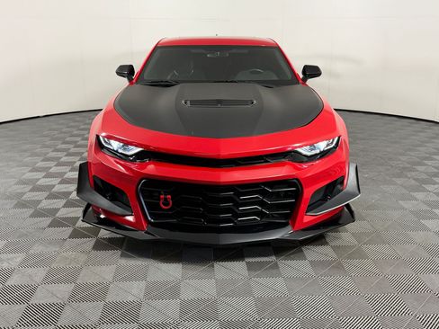 Used 2022 Chevrolet Camaro LT RWD image 6