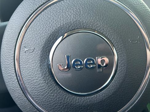 Used 2011 Jeep Patriot Latitude image 21