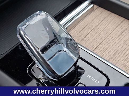 New 2026 Volvo XC60 B5 Plus w/ Protection Package Premier image 11