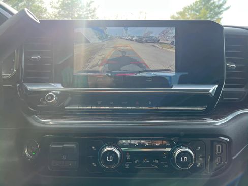 Certified 2024 GMC Sierra 2500 SLE w/ SLE Convenience Package AWD/4WD image 27