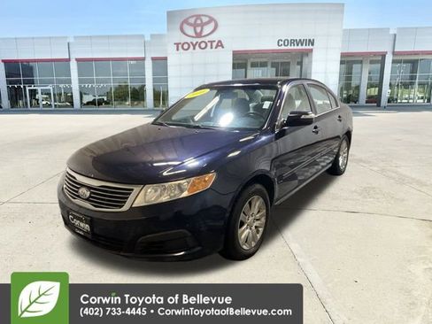 Used 2010 Kia Optima LX w/ Convenience Pkg image 4