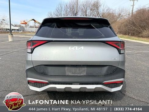 Certified 2023 Kia Sportage LX image 4