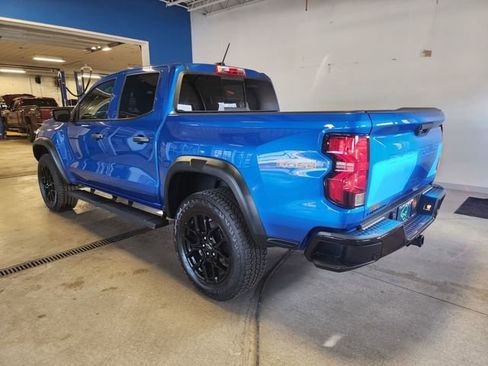 Certified 2024 Chevrolet Colorado Trail Boss w/ LPO, Dark Essentials Package image 2