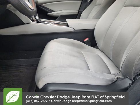 Used 2018 Honda Accord EX image 20