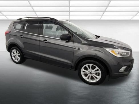Used 2019 Ford Escape SEL AWD/4WD image 9