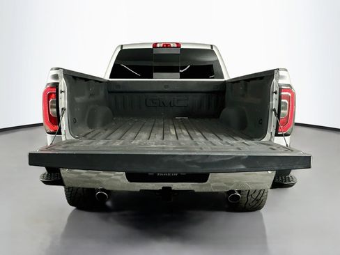 Used 2018 GMC Sierra 1500 SLT AWD/4WD image 26