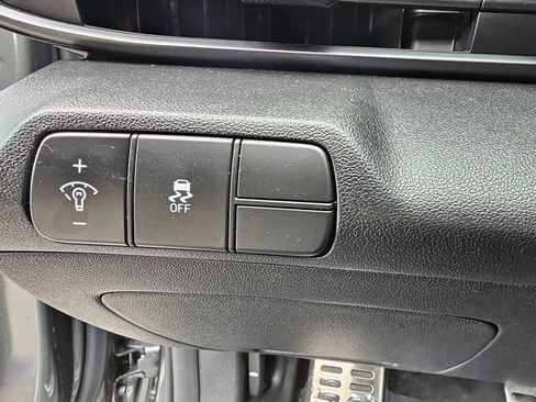 Certified 2025 Hyundai Elantra Sport w/ Cargo Package FWD image 19
