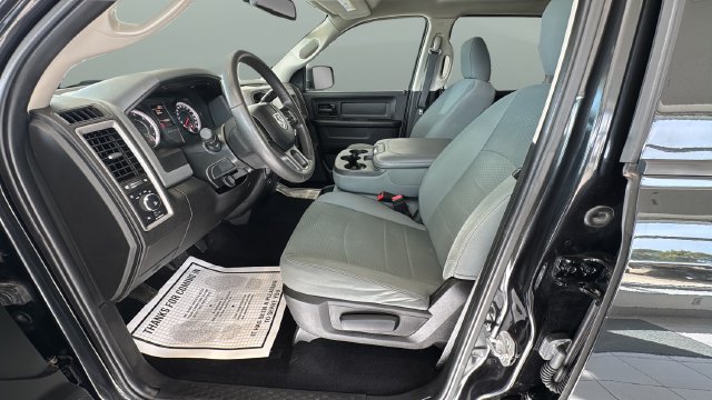 Used 2019 RAM 1500 ST w/ SXT Plus Group AWD/4WD image 7