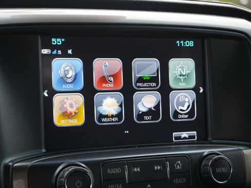 Used 2018 Chevrolet Silverado 1500 High Country image 22