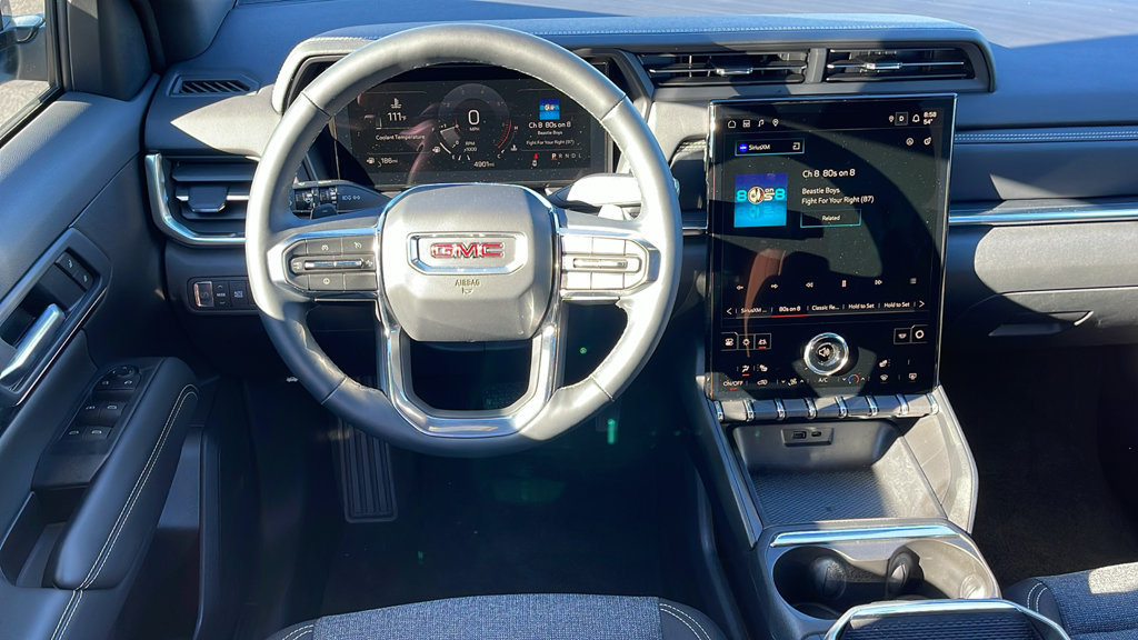 Used 2026 GMC Terrain Elevation w/ Black Edition FWD image 13