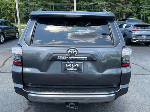 Used 2021 Toyota 4Runner TRD Off-Road AWD/4WD image 4