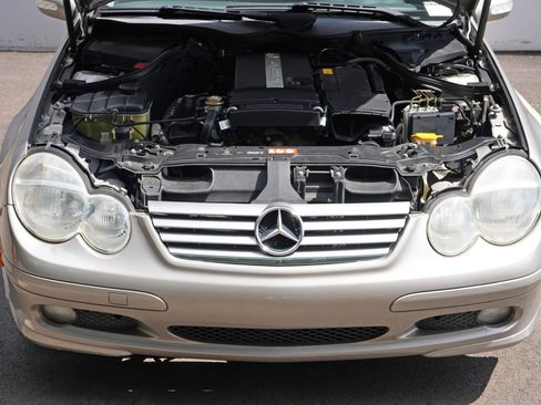 Used 2004 Mercedes-Benz C 230 Coupe image 7