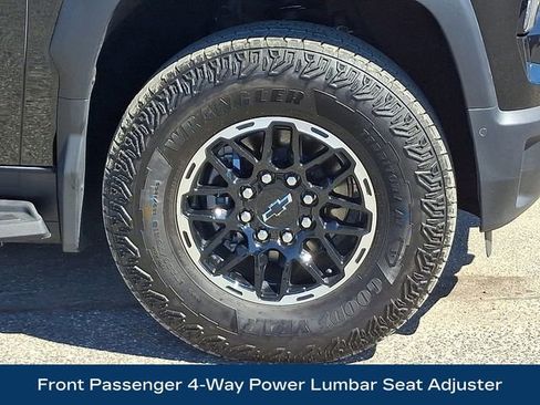 Used 2026 Chevrolet Silverado EV Trail Boss AWD/4WD image 28