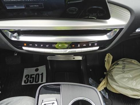 Used 2024 Cadillac Lyriq Sport w/ LPO, Floor Liner Package AWD/4WD image 7