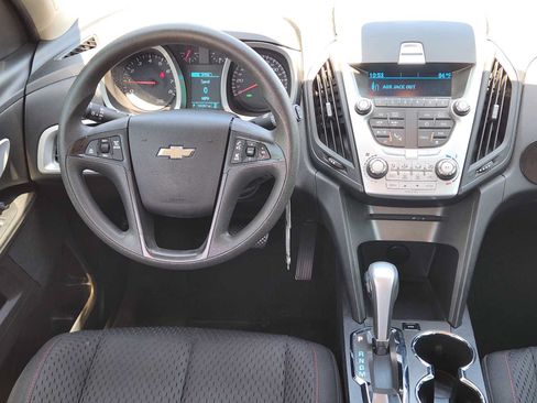 Used 2013 Chevrolet Equinox LS FWD image 24
