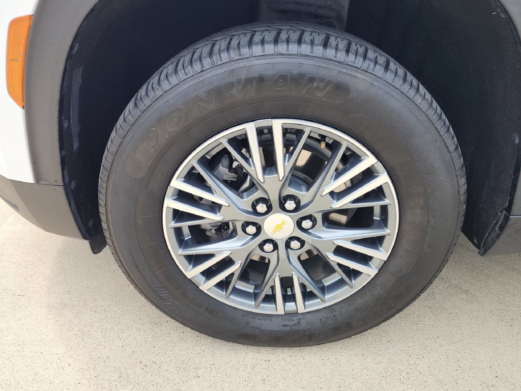 Used 2024 Chevrolet Traverse LT FWD image 10