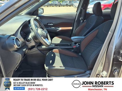 Used 2023 Nissan Kicks SR FWD image 3