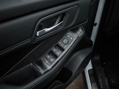 New 2026 Nissan Rogue SV image 19