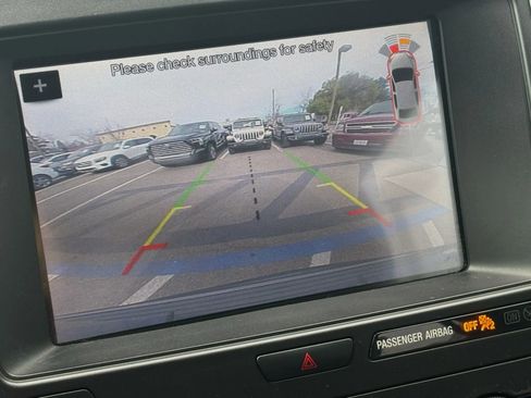 Used 2019 Ford Explorer XLT w/ Equipment Group 202A image 22