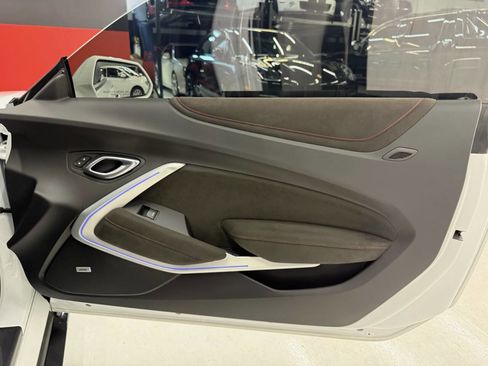 Used 2017 Chevrolet Camaro ZL1 image 38