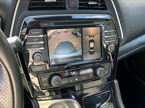 Used 2023 Nissan Maxima Platinum FWD image 15