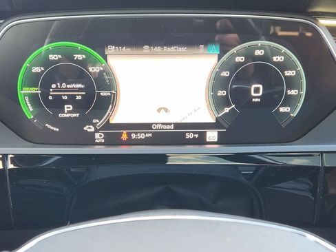 Used 2019 Audi e-tron Prestige image 17