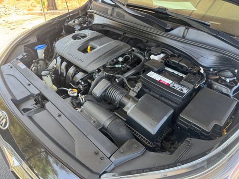 Used 2019 Kia Forte S FWD image 22