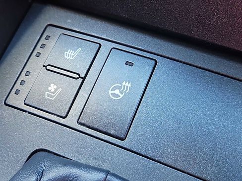 Used 2023 Lexus IS 350 F Sport w/ Memory Package image 21