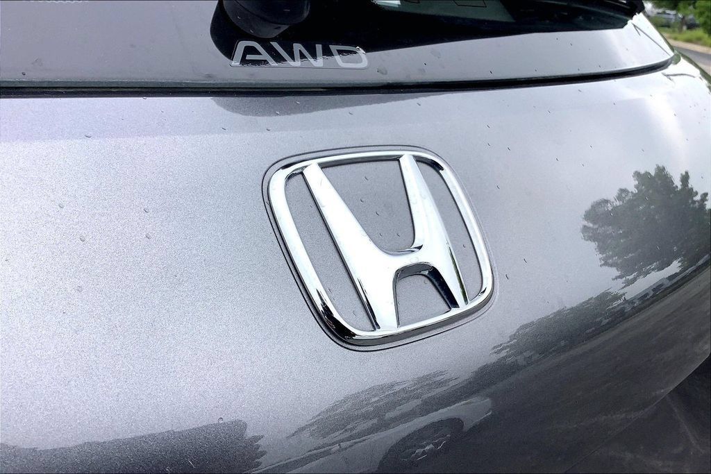 Used 2024 Honda HR-V LX image 35