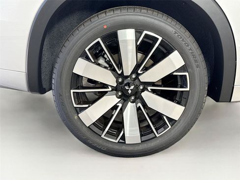 New 2026 Mitsubishi Outlander SEL FWD image 34