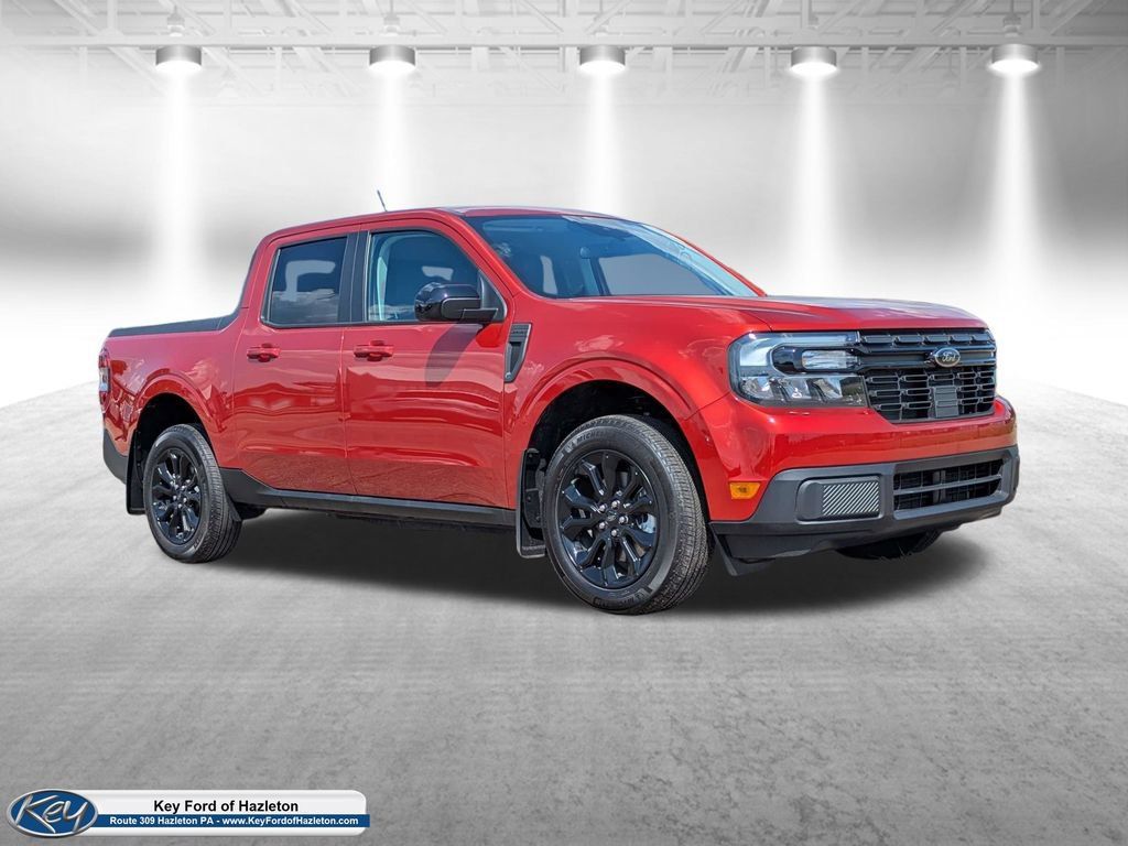 Used 2024 Ford Maverick Lariat w/ Black Appearance Package FWD image 1