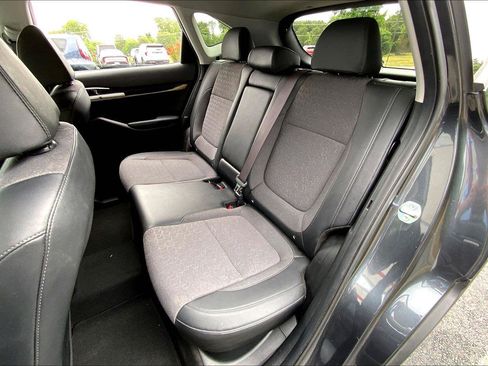 Used 2025 Kia Seltos S AWD/4WD image 24
