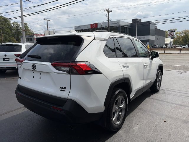 Used 2024 Toyota RAV4 XLE w/ Convenience Package AWD/4WD image 8