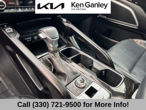 Certified 2024 Kia Telluride S w/ S Sunroof Package AWD/4WD image 32