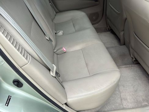 Used 2009 Toyota Prius w/ Pkg 6 FWD image 46