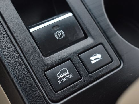 Used 2016 Subaru Outback 2.5i Premium w/ Popular Package #1 AWD/4WD image 63