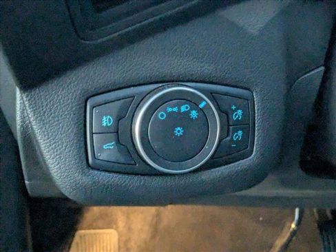 Used 2019 Ford Escape SEL image 11